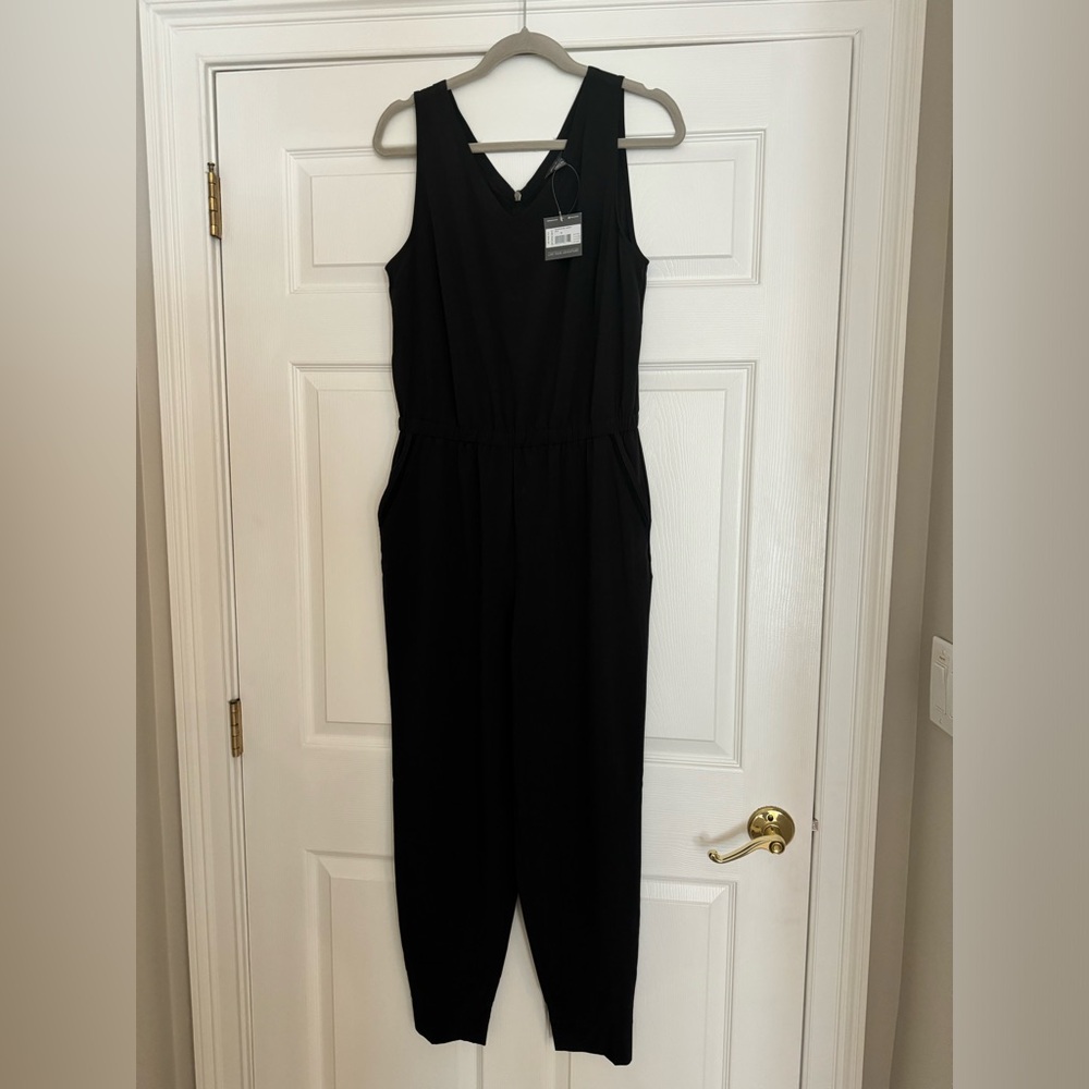 NWT Eddie Bauer Women’s Departure Jumpsuit - Size M